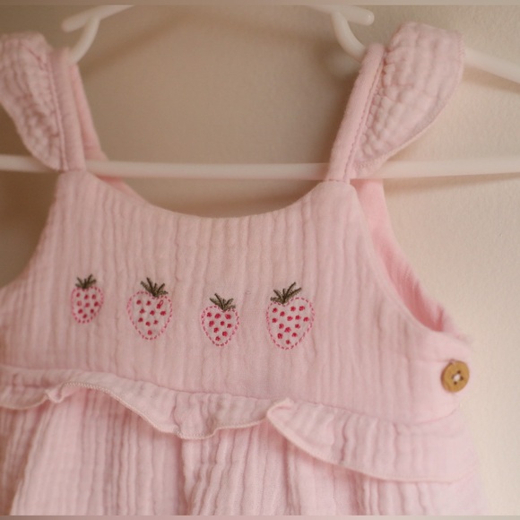 Rabbit + Bear Organic Cotton Embroidery Strawberry Dress 0–3M | Pink Muslin Baby - Picture 2 of 5